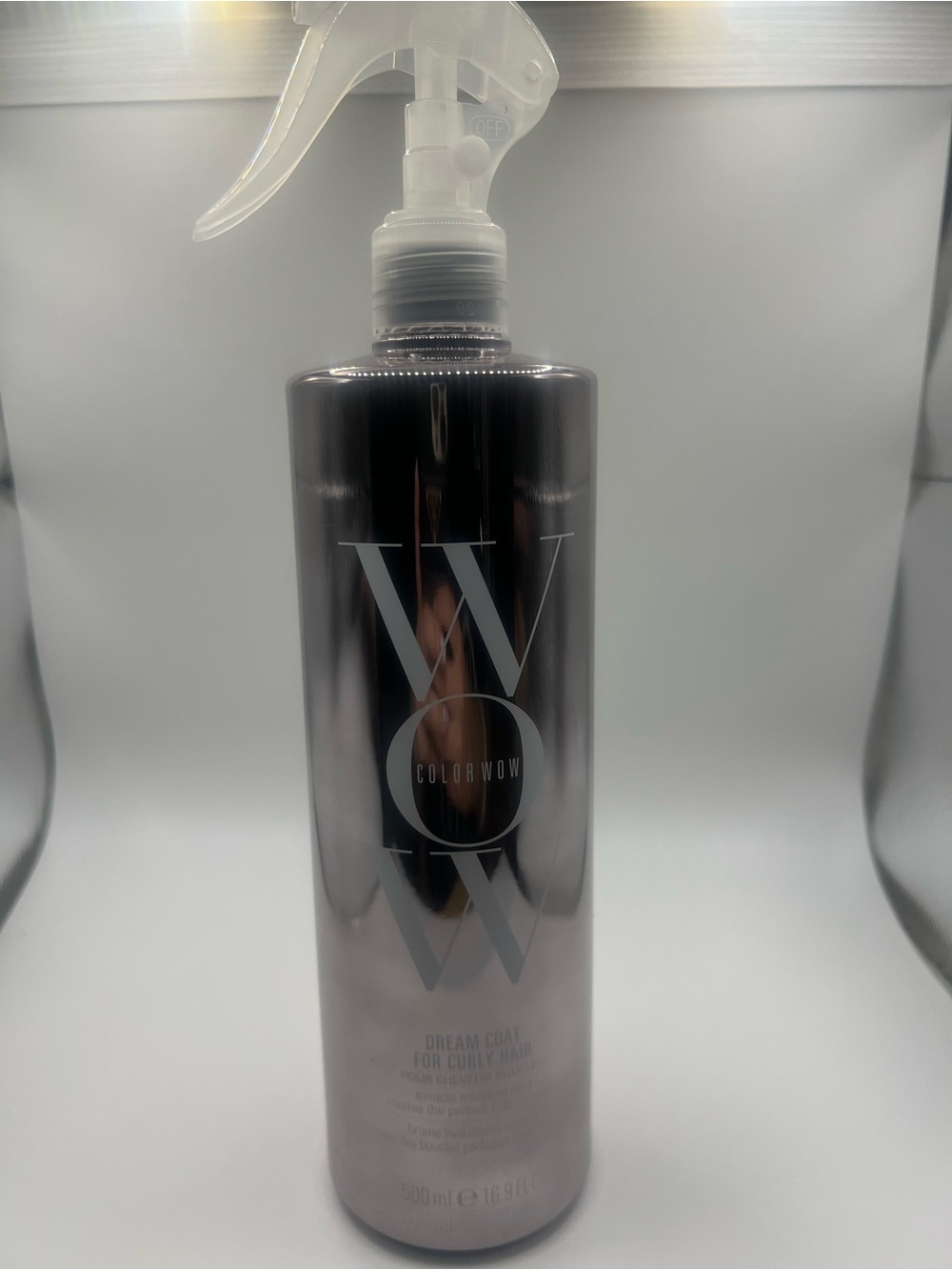 Color Wow Dream Coat for Curly Hair Frizz Control Spray - Metallic Mauve Bottle